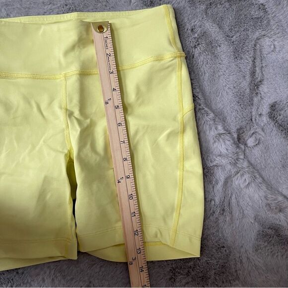 ✨ NWT Outdoor Voices Move Free 6” Shorts Gecko Sz Small - Picture 13 of 16